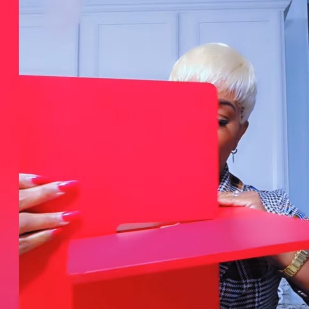 Delta Sigma Theta Red Wooden Book Display Stand - Picture 3 of 13